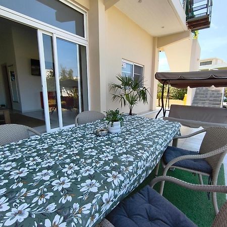 Spacious Beach House Theologos Exterior photo