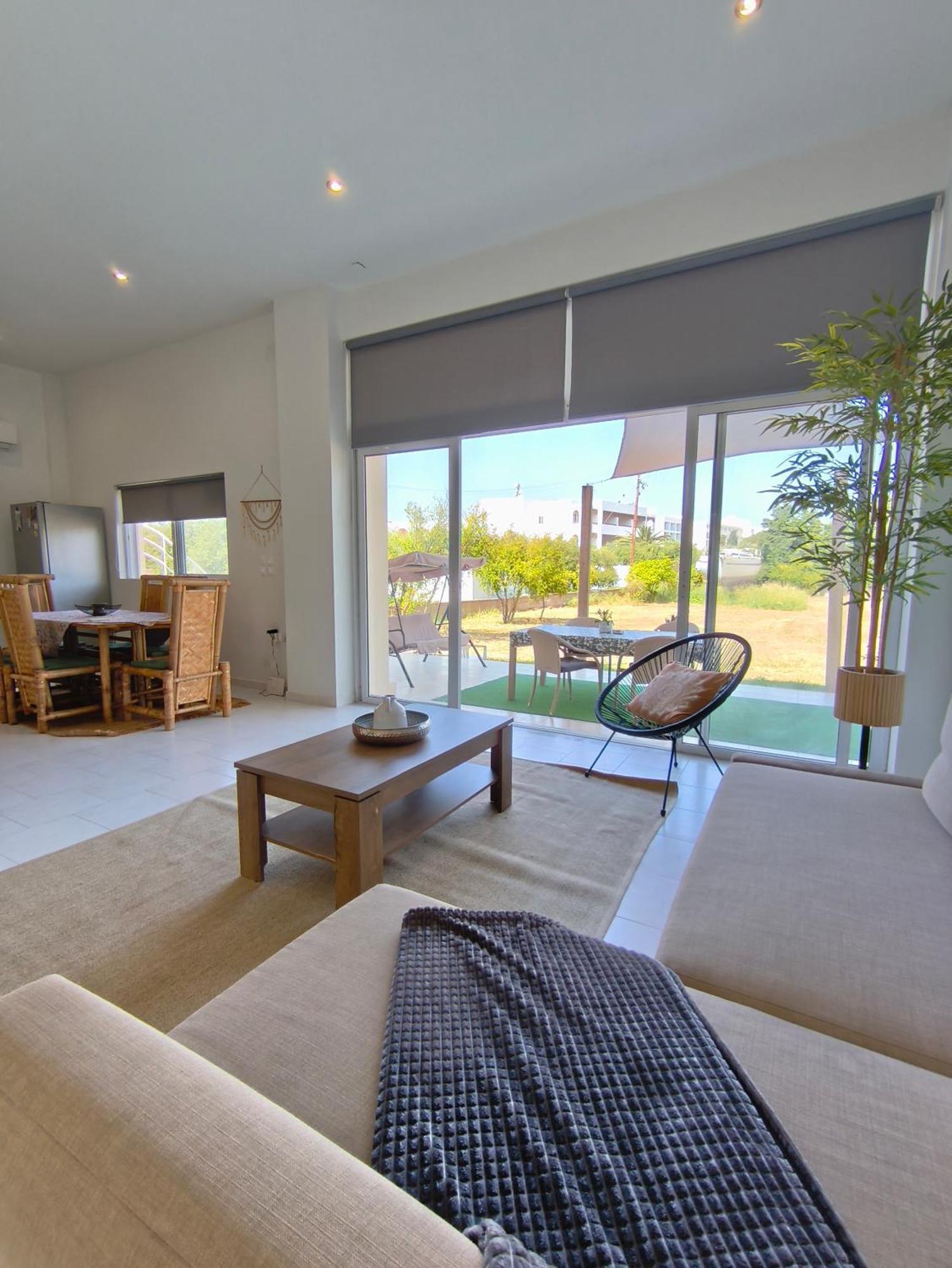 Spacious Beach House Theologos Exterior photo
