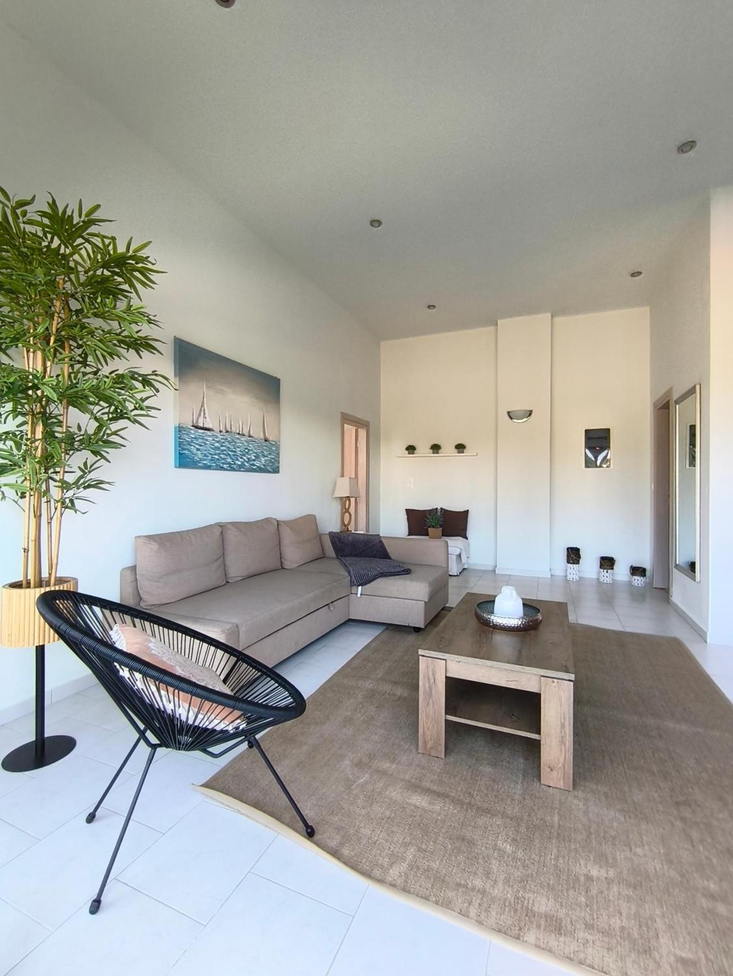 Spacious Beach House Theologos Exterior photo